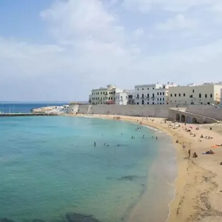 Alojamento de Acomodação e Pequeno-almoço Corte Vico Palmisano Centro Storico Gallipoli