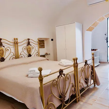 Corte Vico Palmisano Centro Storico 3* 加利波利