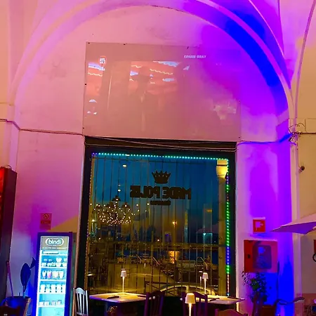 Corte Vico Palmisano Centro Storico 住宿加早餐酒店 加利波利