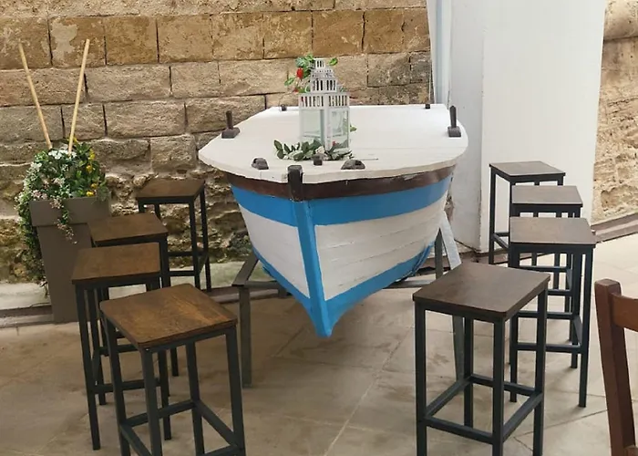 Oda ve Kahvaltı Corte Vico Palmisano Centro Storico Gallipoli